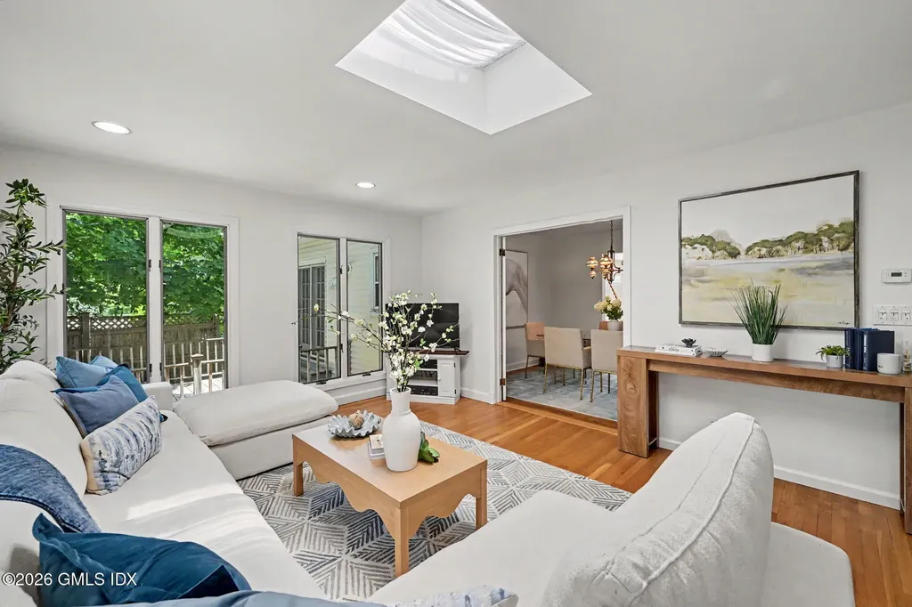 8 Ernel Drive Riverside CT 06878