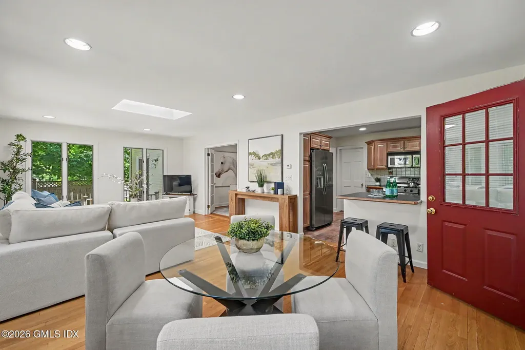 8 Ernel Drive Riverside CT 06878