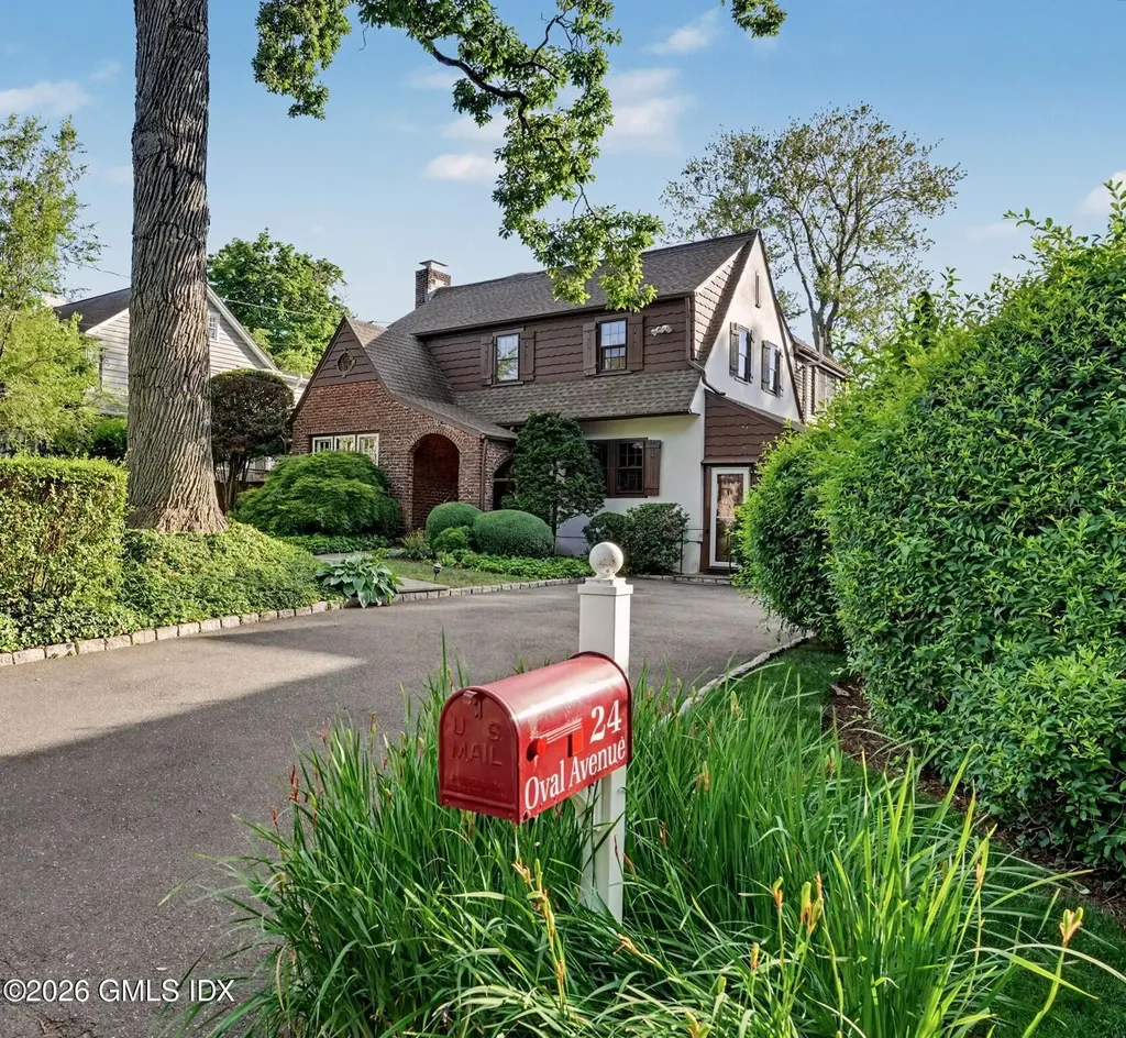 24 Oval Avenue Riverside CT 06878