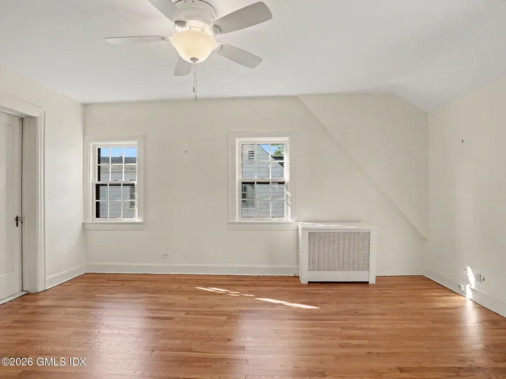 24 Oval Avenue Riverside CT 06878