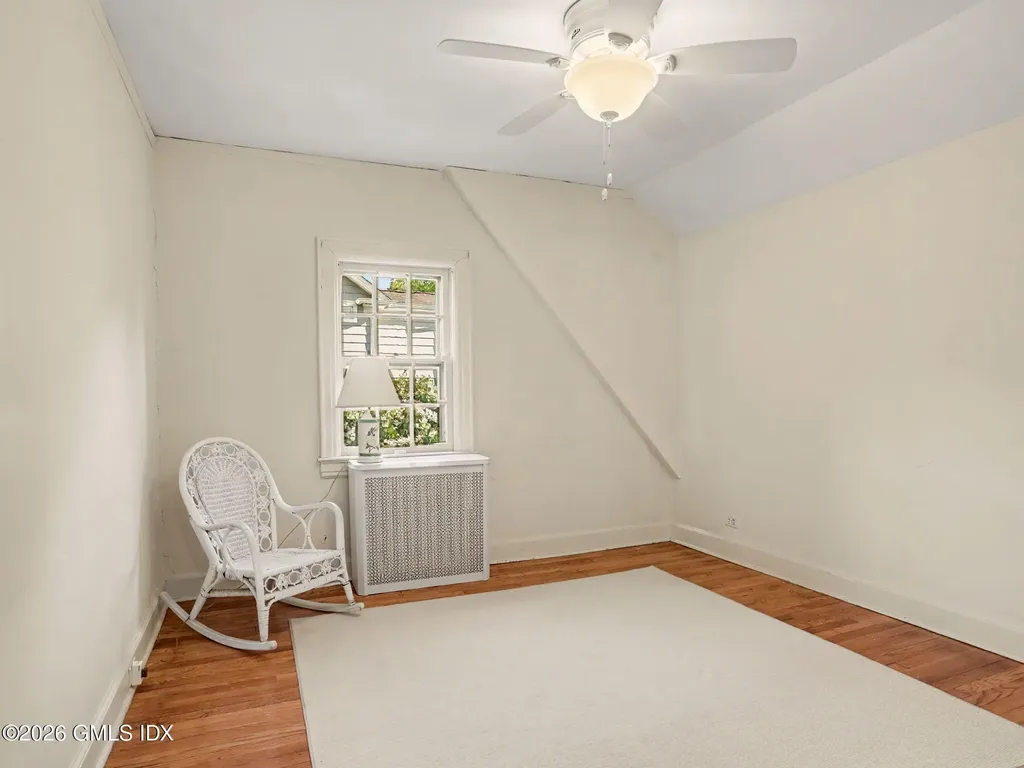 24 Oval Avenue Riverside CT 06878
