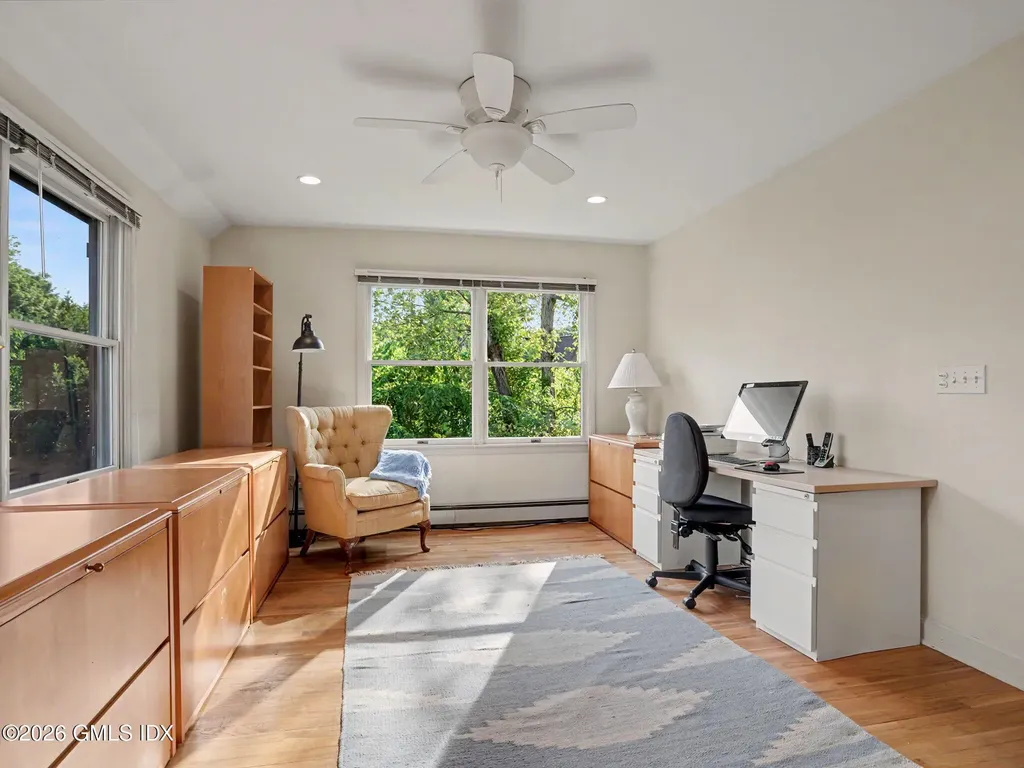 24 Oval Avenue Riverside CT 06878