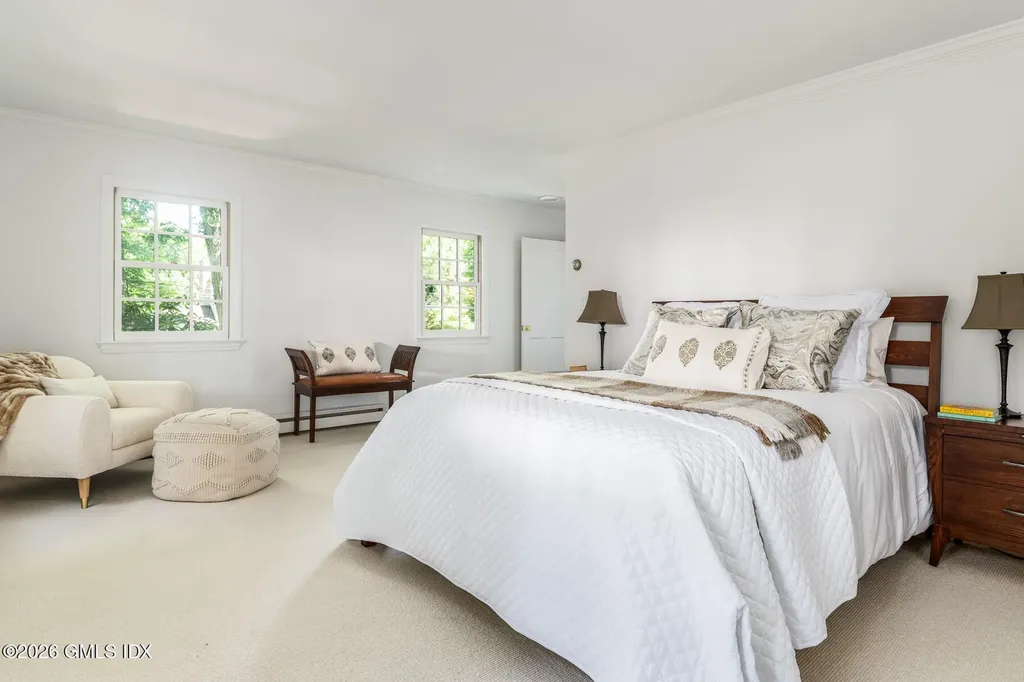 18 Owenoke Way Riverside CT 06878