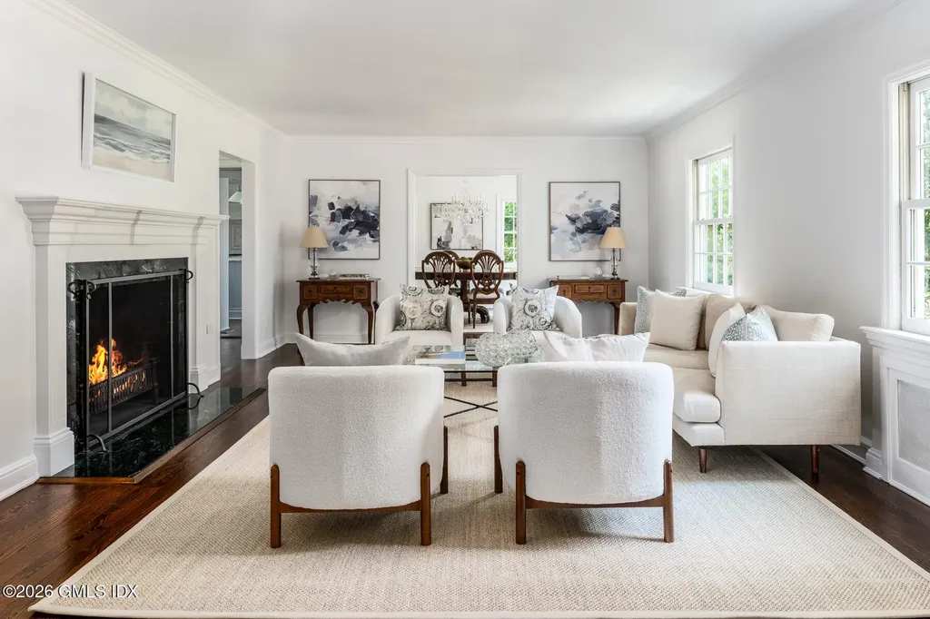 18 Owenoke Way Riverside CT 06878