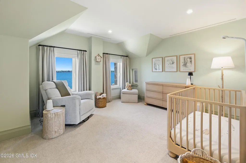 123 Saddle Rock Road Stamford CT 06902