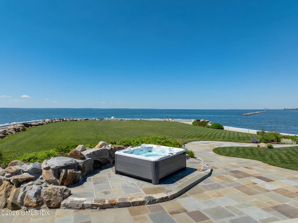 123 Saddle Rock Road Stamford CT 06902