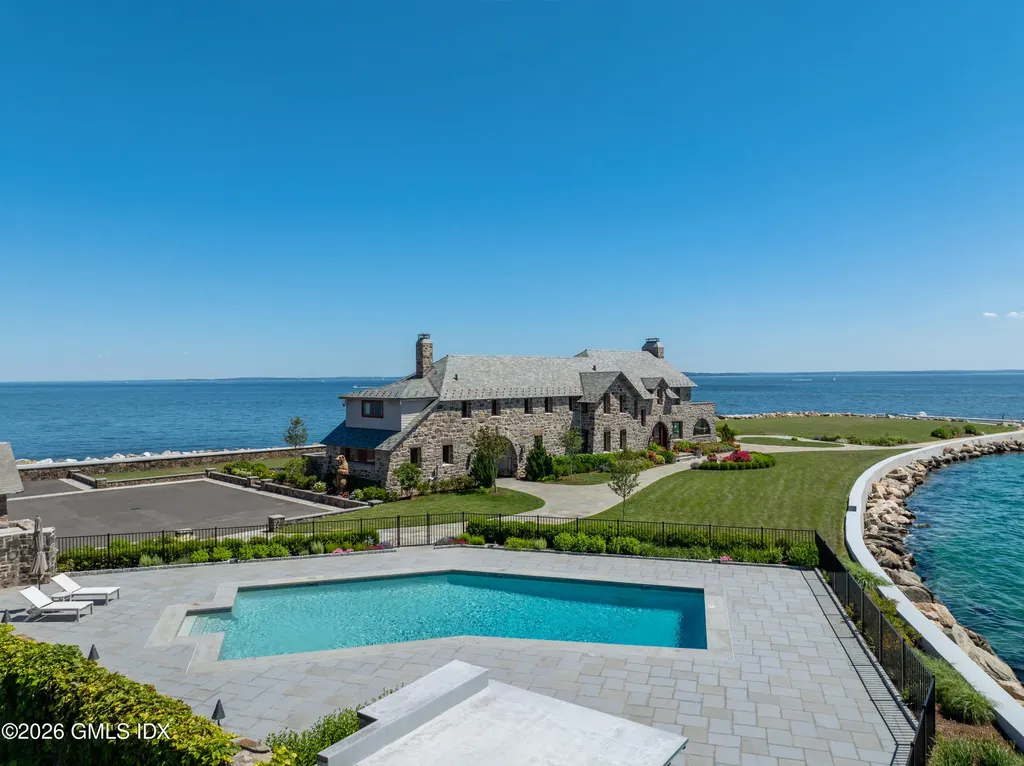 123 Saddle Rock Road Stamford CT 06902