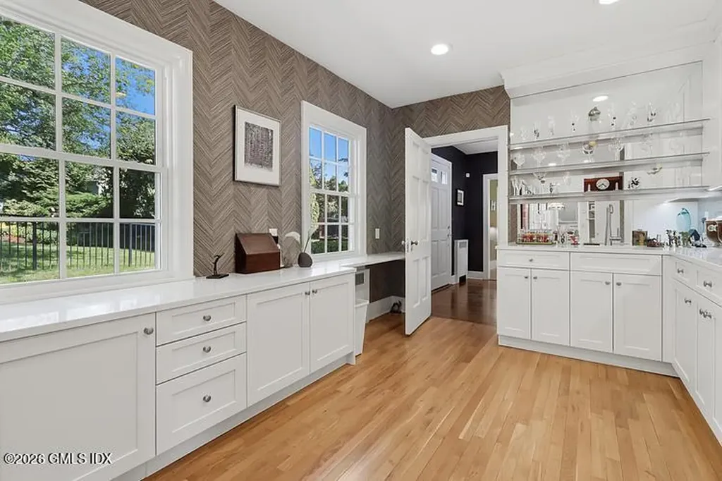 39 Stanwich Road Greenwich CT 06830