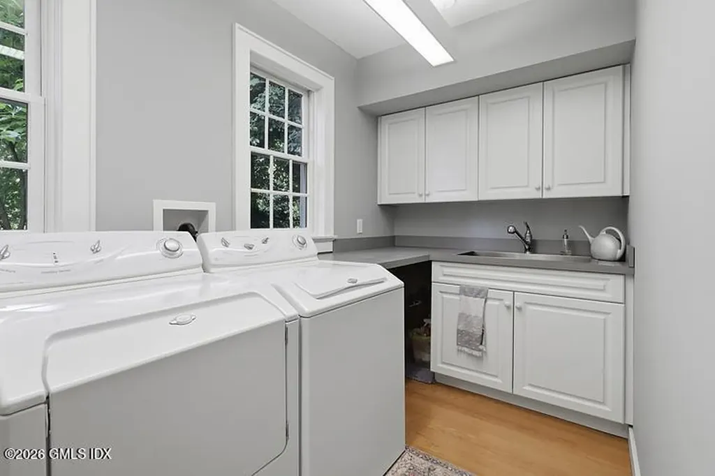 39 Stanwich Road Greenwich CT 06830