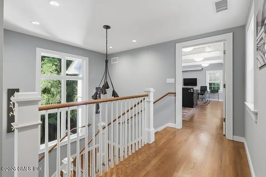 39 Stanwich Road Greenwich CT 06830