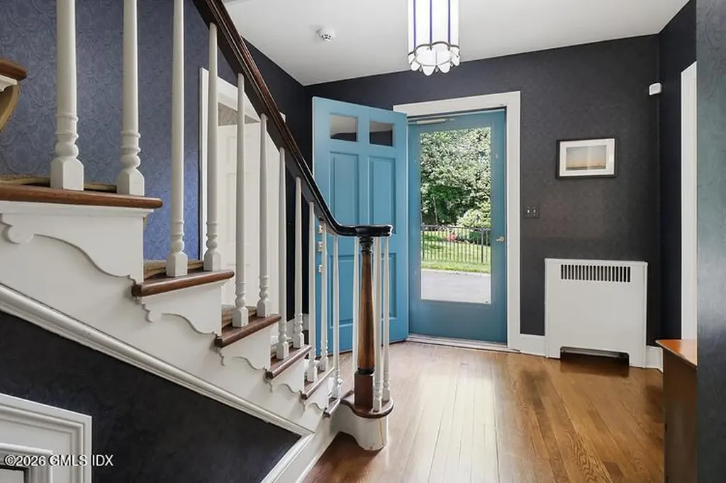 39 Stanwich Road Greenwich CT 06830