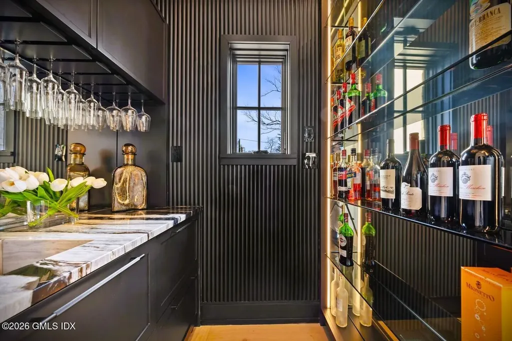 16 Park Avenue Greenwich CT 06830