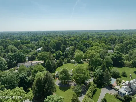 12 Woodside Road Greenwich CT 06830