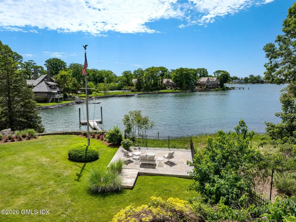 82 Arrowhead Way Darien CT 06820