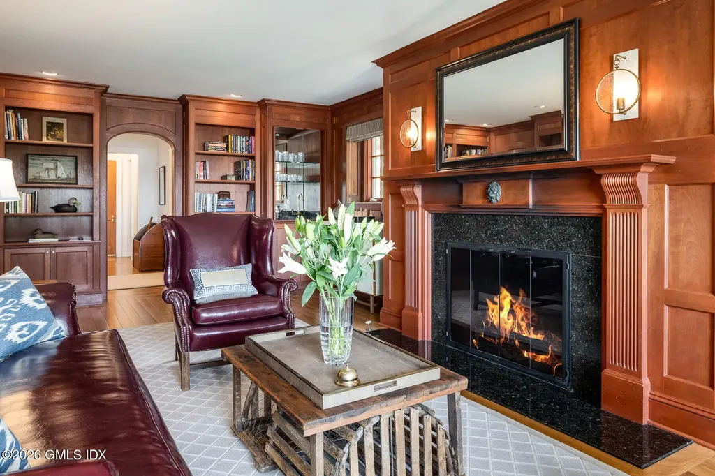 82 Arrowhead Way Darien CT 06820