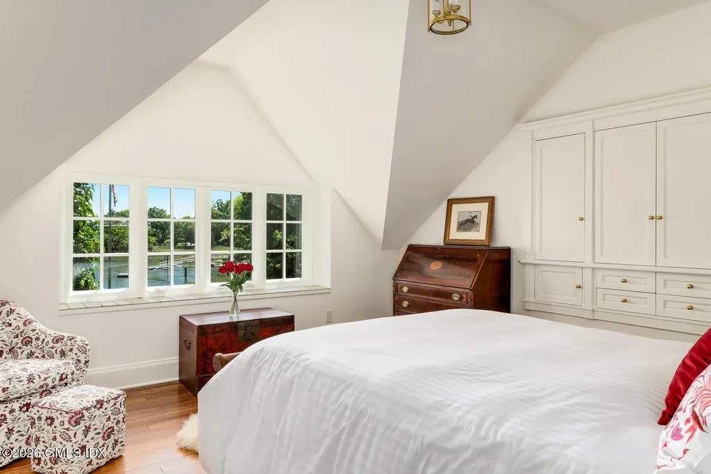 82 Arrowhead Way Darien CT 06820