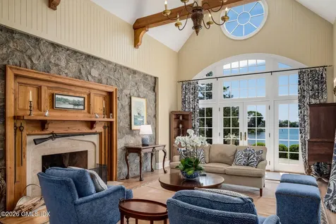 82 Arrowhead Way Darien CT 06820