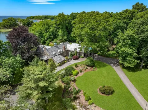 82 Arrowhead Way Darien CT 06820