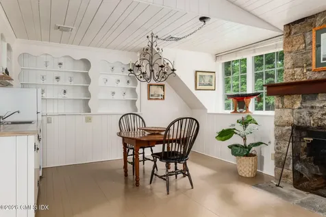 82 Arrowhead Way Darien CT 06820