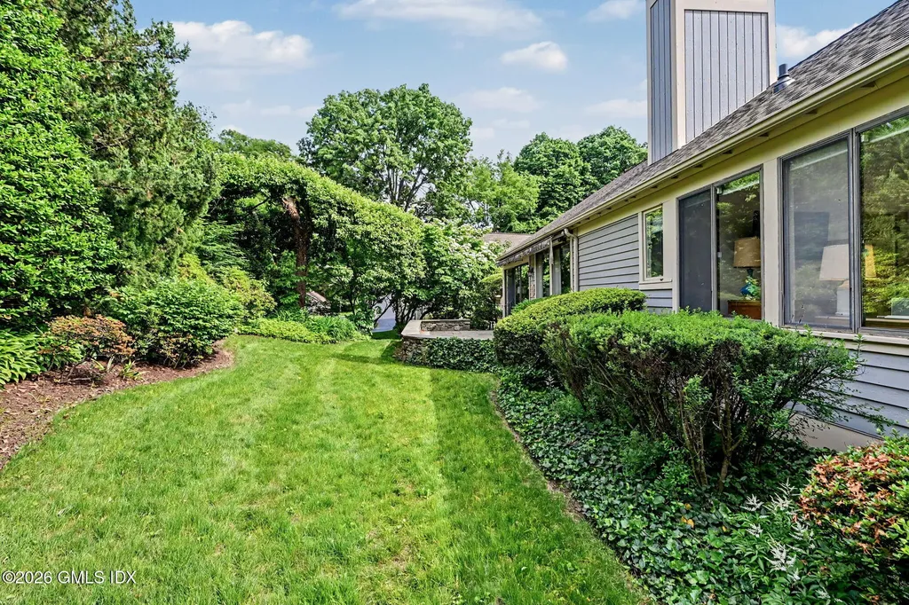 502 W Lyon Farm Drive Greenwich CT 06831