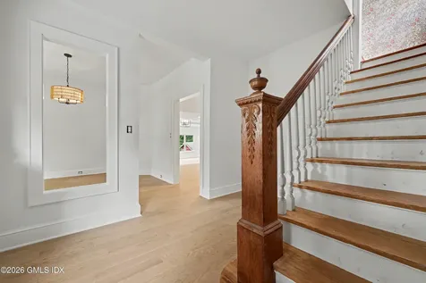 15 Shorelands Place Old Greenwich CT 06870