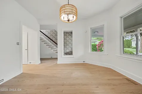 15 Shorelands Place Old Greenwich CT 06870