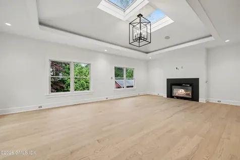 15 Shorelands Place Old Greenwich CT 06870