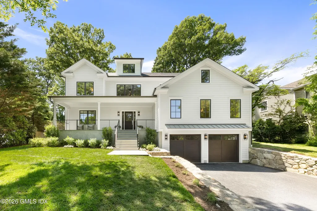 20 Old Wagon Road Old Greenwich CT 06870