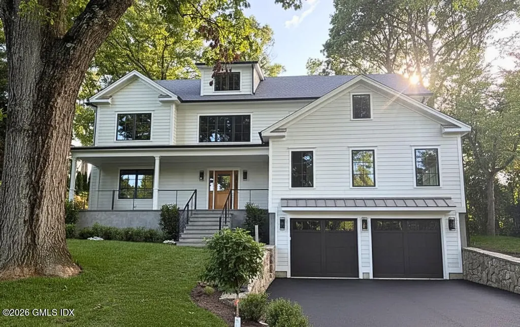 20 Old Wagon Road Old Greenwich CT 06870