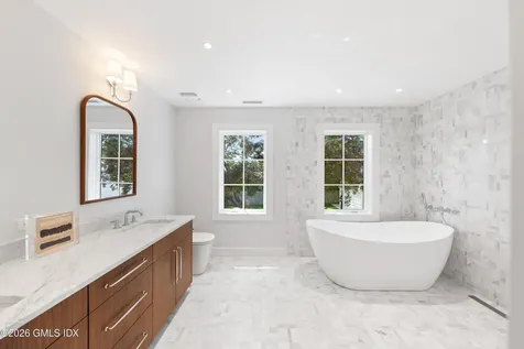 20 Old Wagon Road Old Greenwich CT 06870