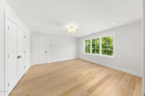 20 Old Wagon Road Old Greenwich CT 06870