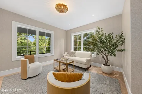20 Old Wagon Road Old Greenwich CT 06870
