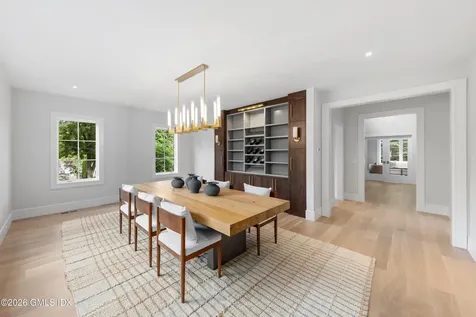 20 Old Wagon Road Old Greenwich CT 06870
