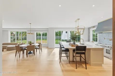 20 Old Wagon Road Old Greenwich CT 06870