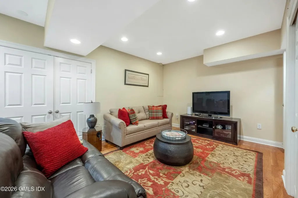 4 Mercia Lane Greenwich CT 06830