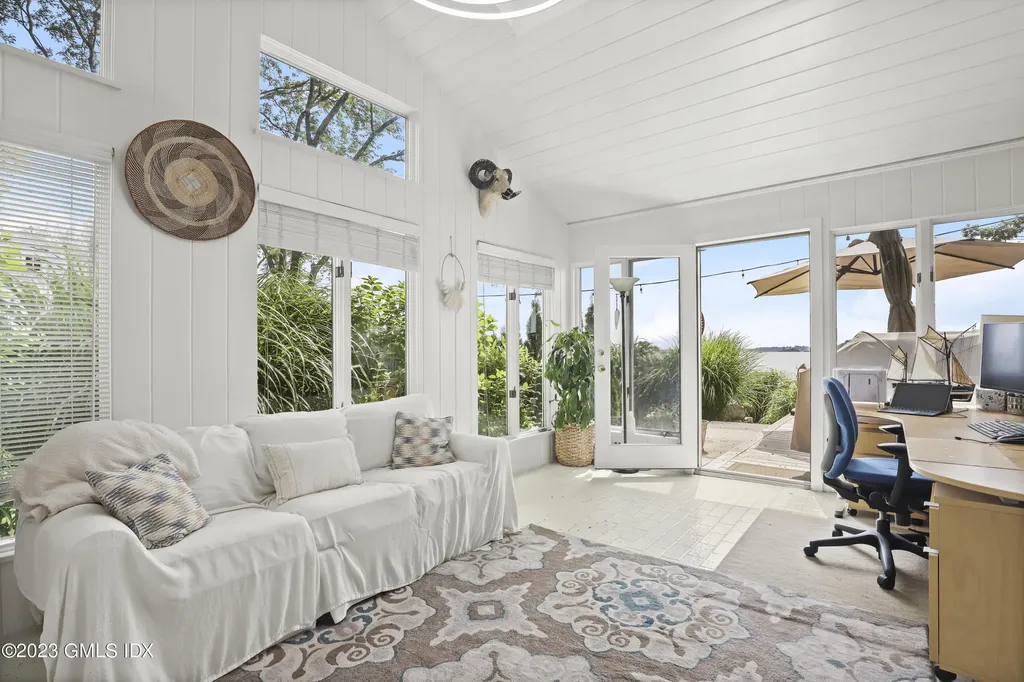 22 Northway Old Greenwich CT 06870