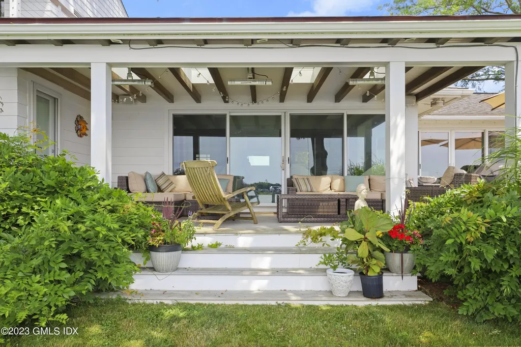 22 Northway Old Greenwich CT 06870