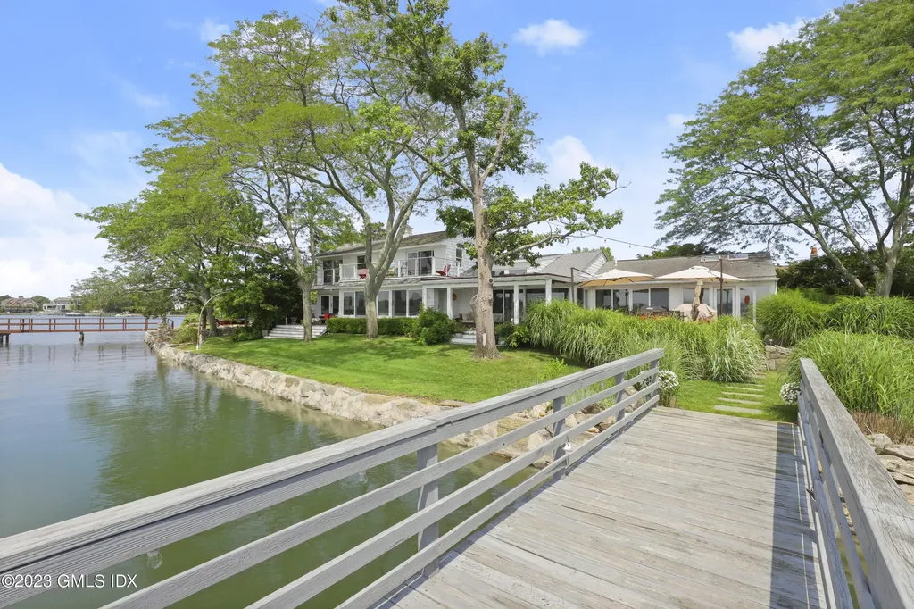 22 Northway Old Greenwich CT 06870