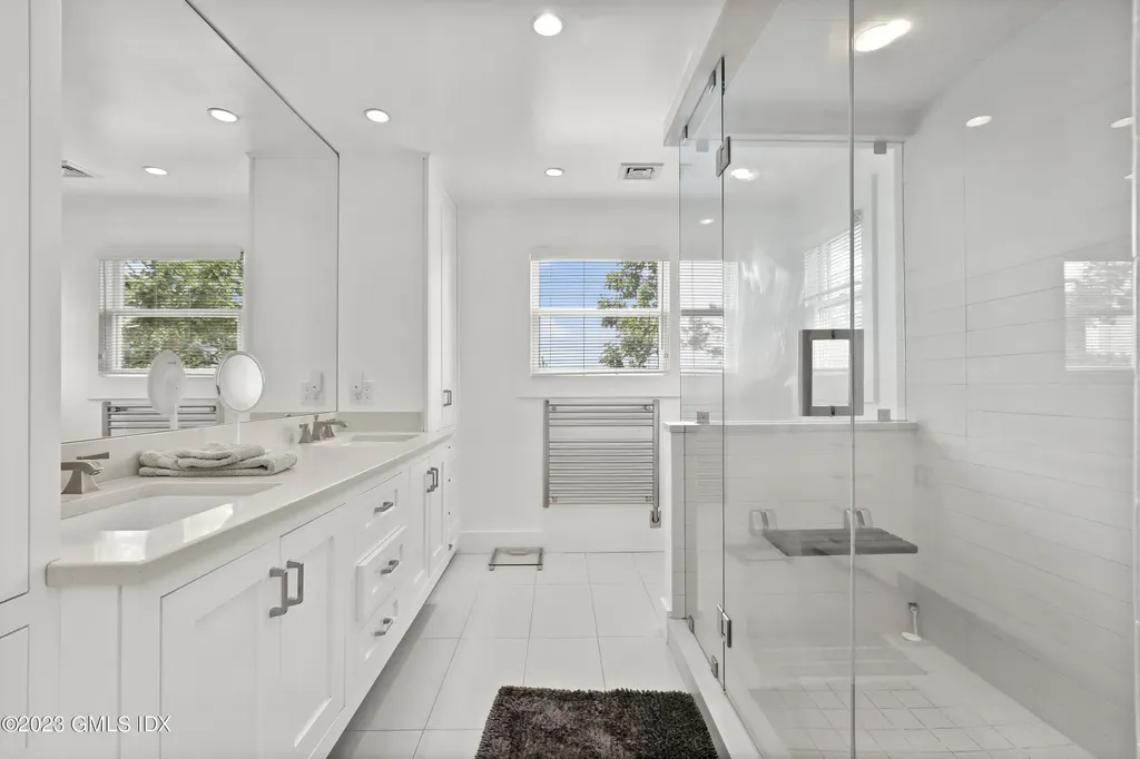 22 Northway Old Greenwich CT 06870