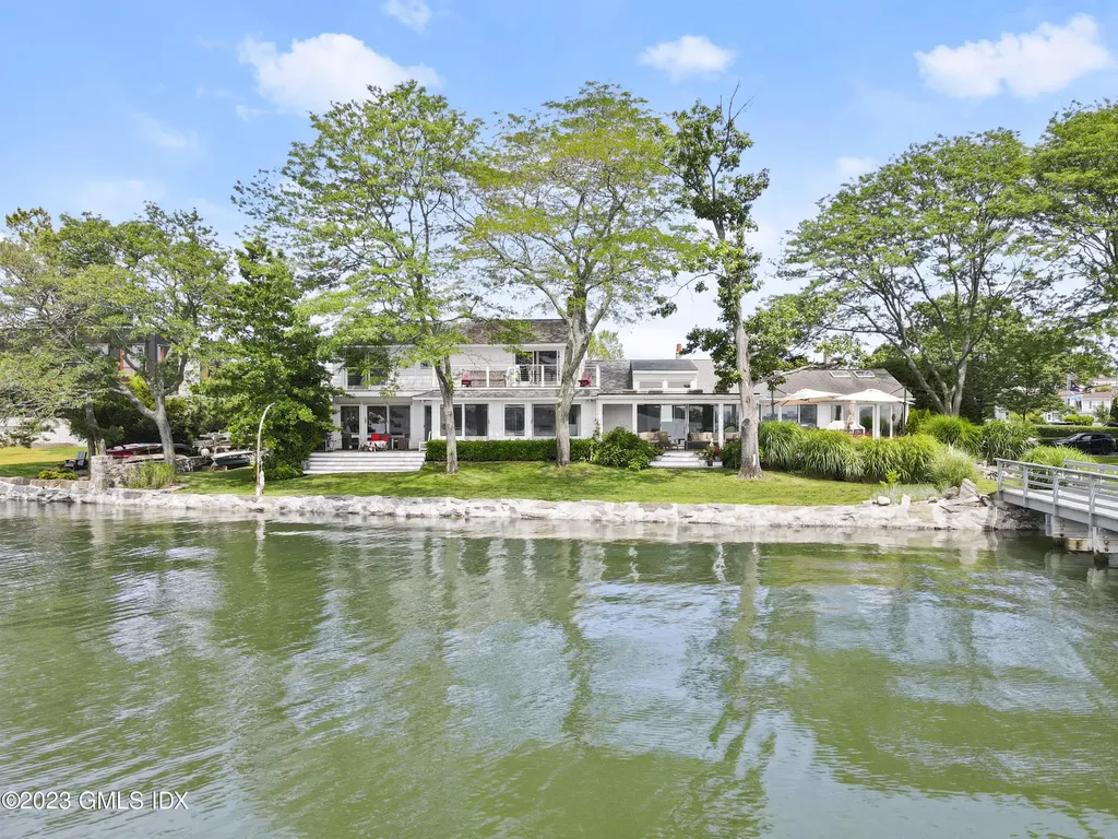 22 Northway Old Greenwich CT 06870