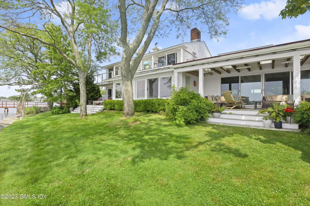 22 Northway Old Greenwich CT 06870