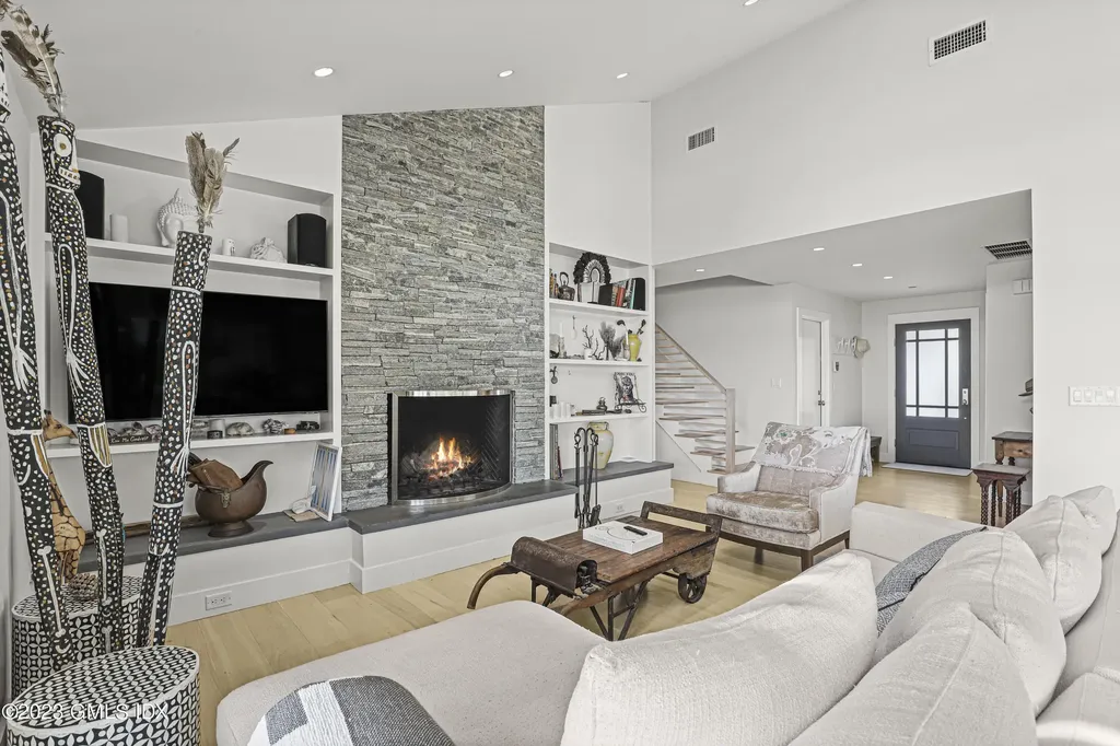 22 Northway Old Greenwich CT 06870