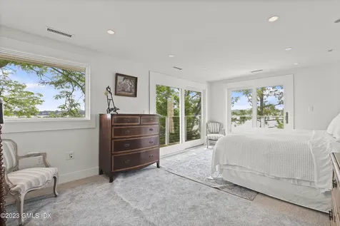 22 Northway Old Greenwich CT 06870