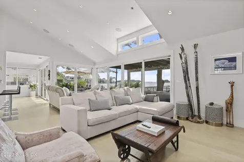 22 Northway Old Greenwich CT 06870