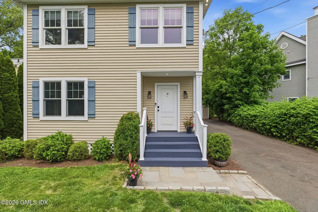 14 Neil Lane Riverside CT 06878
