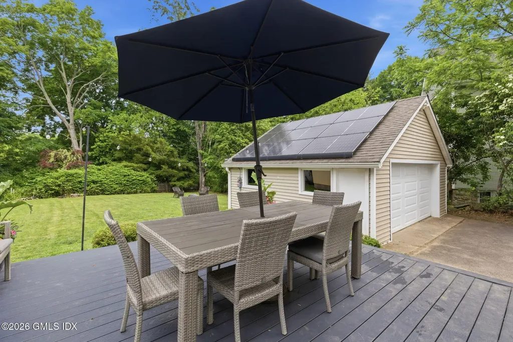 14 Neil Lane Riverside CT 06878