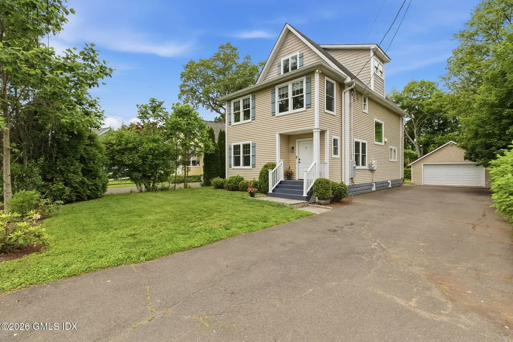 14 Neil Lane Riverside CT 06878