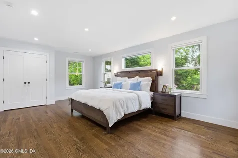 14 Neil Lane Riverside CT 06878