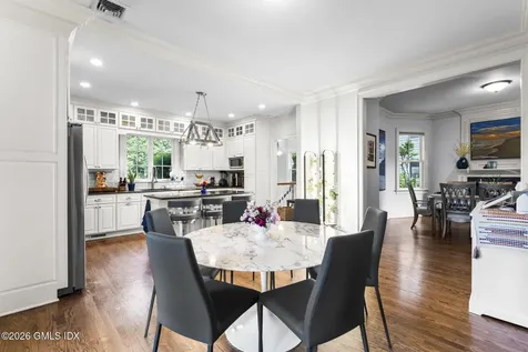 8 Highview Avenue Old Greenwich CT 06870