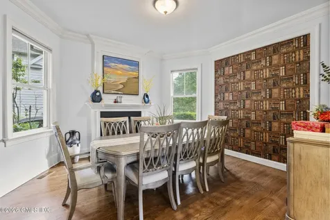 8 Highview Avenue Old Greenwich CT 06870